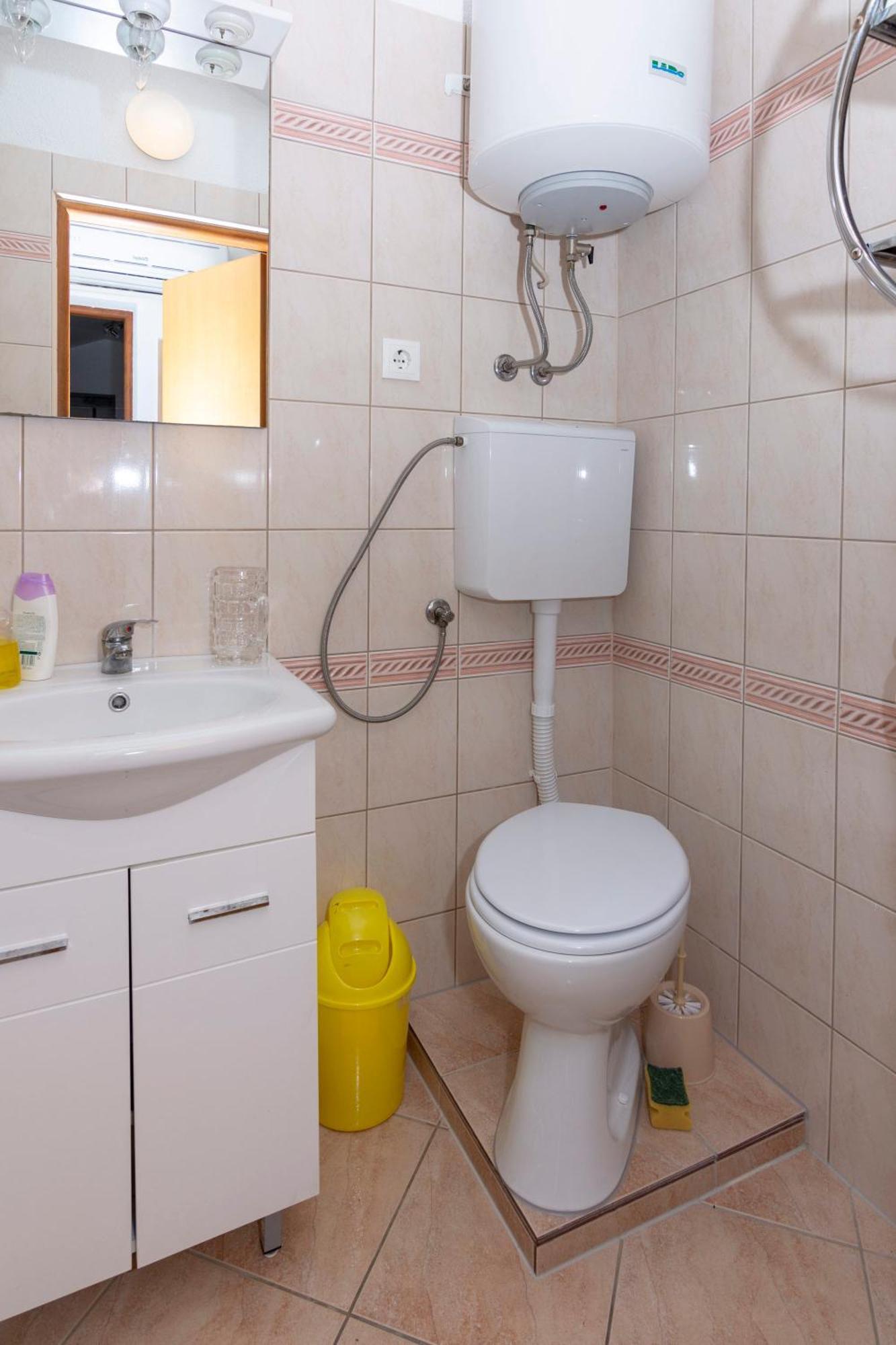 Apartmani Filip Pag Town Eksteriør billede